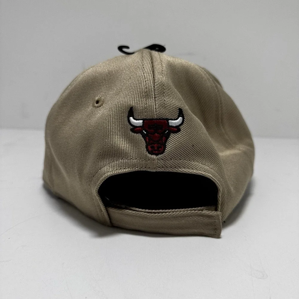 NEW! Chicago Bulls Ultra Game Snapback‎ Hat EST. 1966 NBA Basketball Jordan Tan